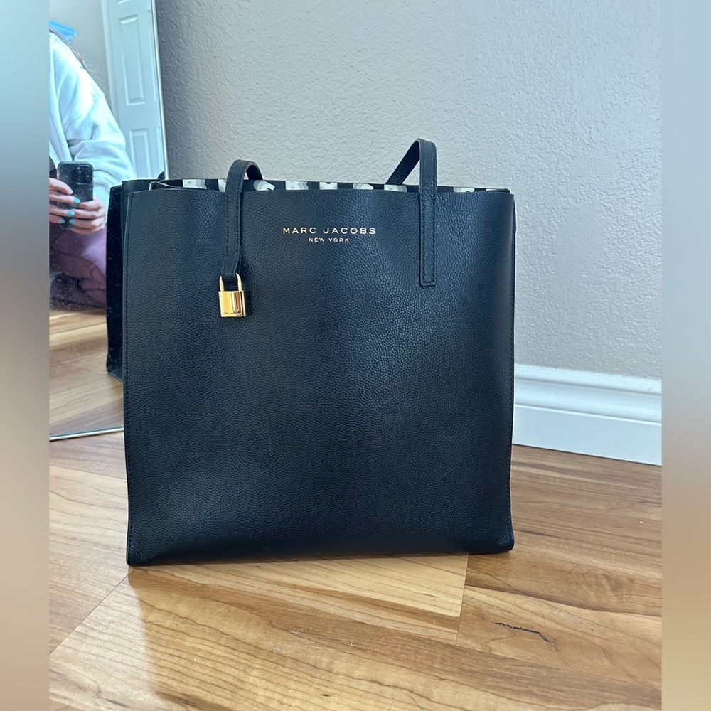 Marc Jacobs the grind tote